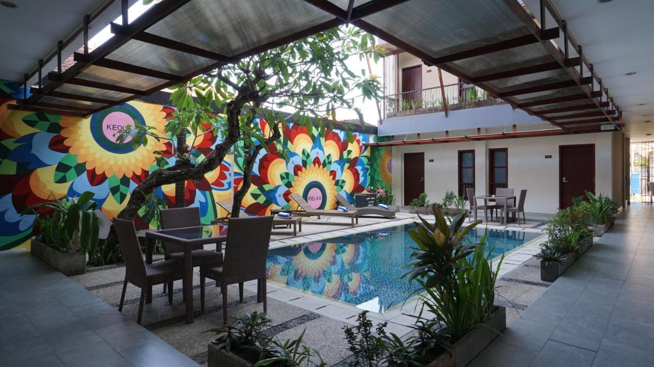 Hotel Reddoorz Near Legian Street Esterno foto