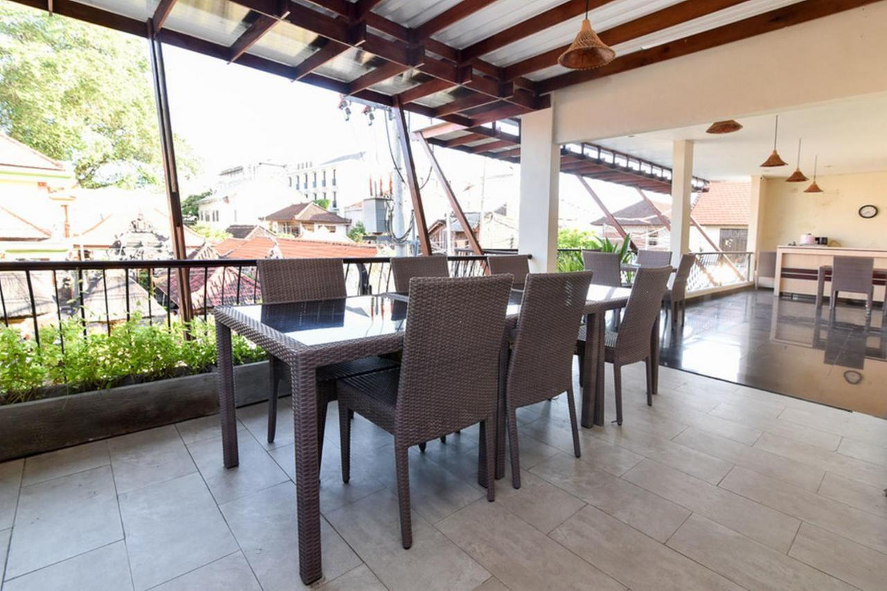 Hotel Reddoorz Near Legian Street Esterno foto